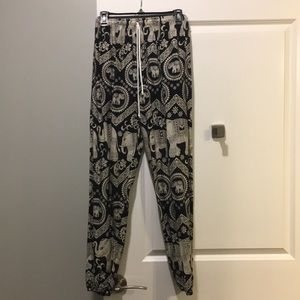 Women’s elephant pants. Purchased in Thailand!!
